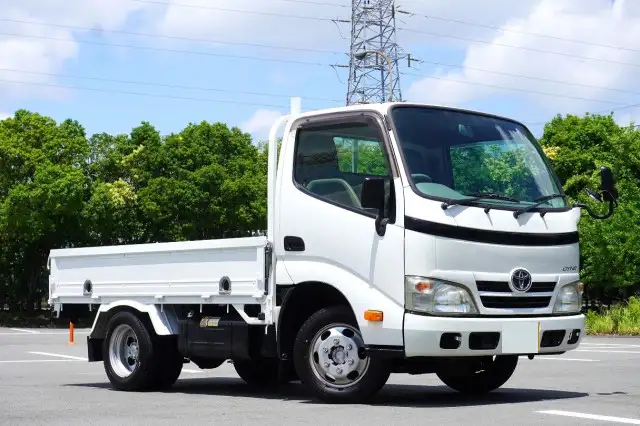 トヨタ ダイナ 小型 平ボディ LDF-KDY221 H24の中古トラック画像2