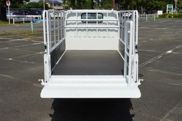 三菱 キャンター 小型 平ボディ パワーゲート 床鉄板の中古トラック画像6
