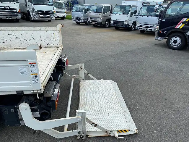 日産 アトラス 小型 平ボディ 10尺 2RG-AHR88A の中古トラック 日産 アトラス 小型 平ボディ 10尺 2RG-AHR88A の中古トラック