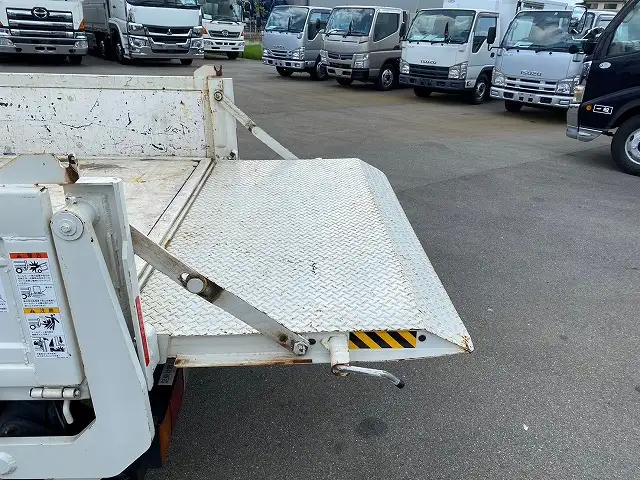 日産 アトラス 小型 平ボディ Wキャブ パワーゲートの中古トラック画像9