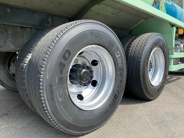 日野 プロフィア 大型 ミキサー・ポンプ ベッド BDG-FS1EKXAの中古トラック画像20