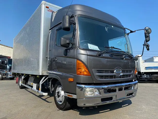 日野 レンジャー 中型/増トン アルミバン パワーゲート ベッドの中古トラック画像2