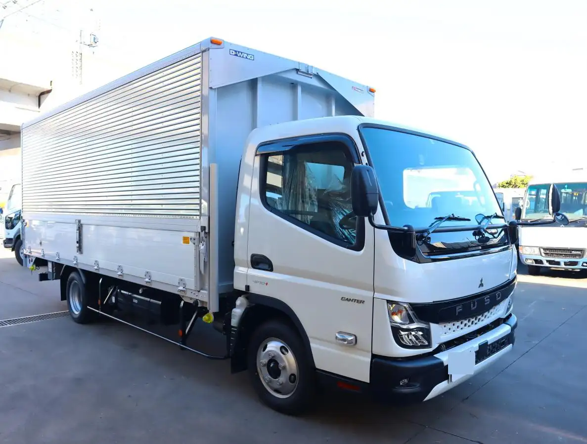 三菱 キャンター 小型 ウイング 2RG-FEB50 R5の中古トラック画像2