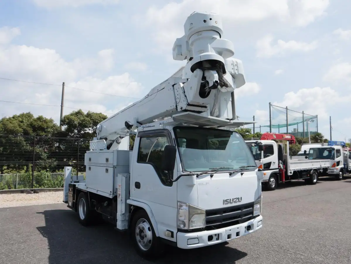 いすゞ エルフ 小型 高所・建柱車 高所作業車 電工仕様の中古トラック画像2