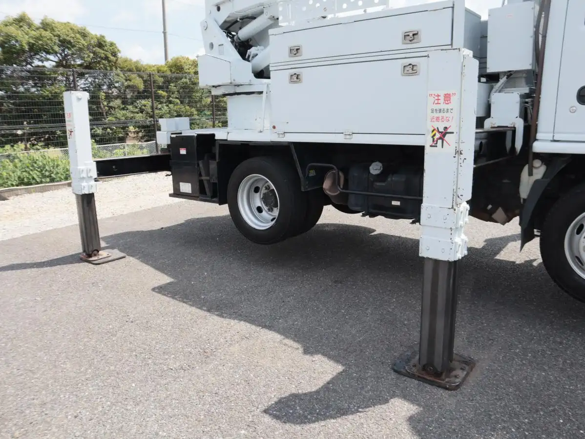 いすゞ エルフ 小型 高所・建柱車 高所作業車 電工仕様の中古トラック画像11