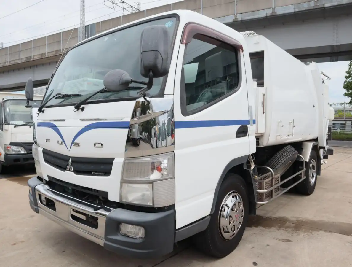 三菱 キャンター 小型 パッカー車 プレス式 TKG-FEB90の中古トラック画像1