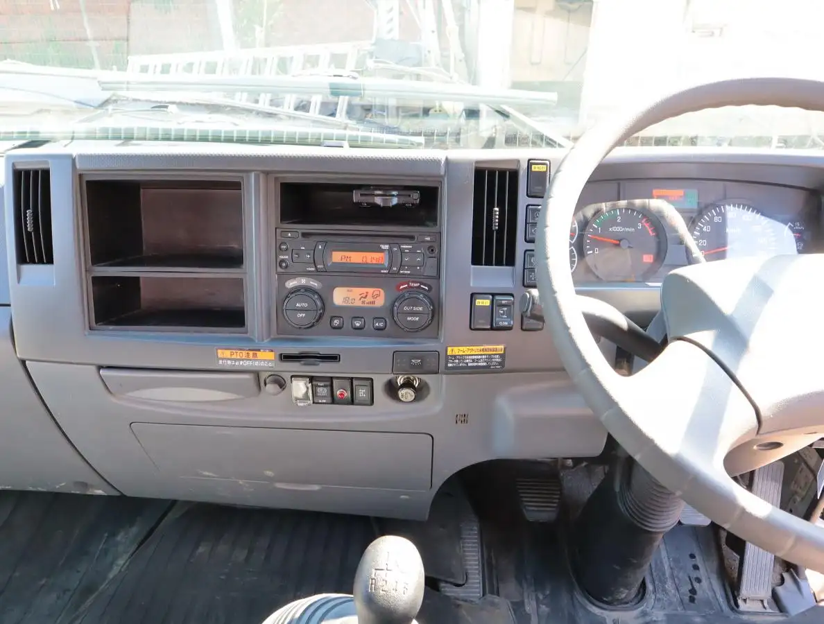 いすゞ フォワード 中型/増トン クレーン付 6段 ラジコンの中古トラック画像15