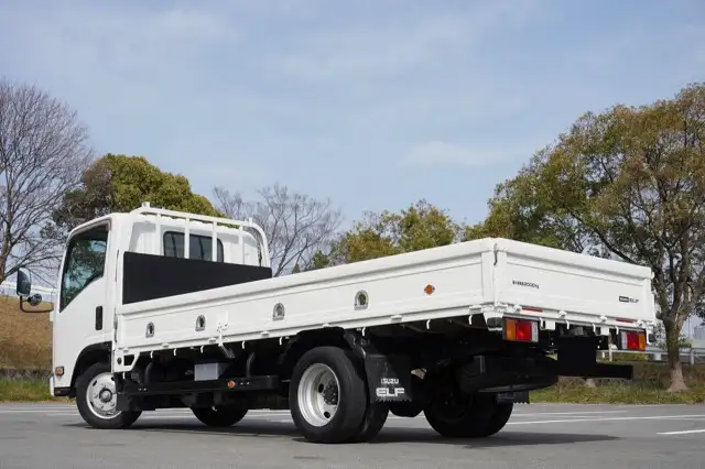 いすゞ エルフ 小型 平ボディ TRG-NLR85AR H28の中古トラック画像4