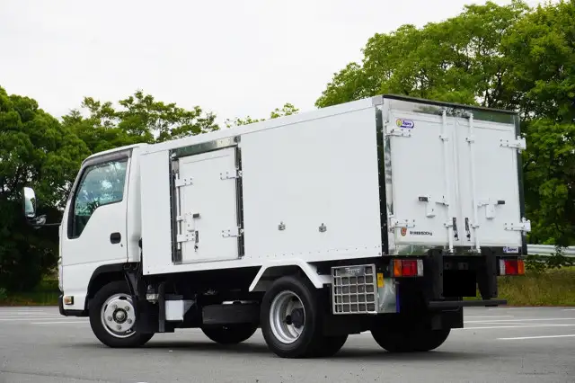 いすゞ エルフ 小型 冷凍冷蔵 低温 2室の中古トラック画像4