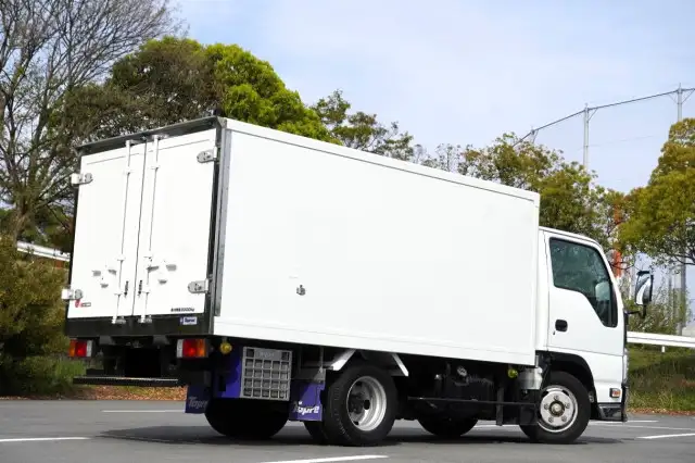 いすゞ エルフ 小型 冷凍冷蔵 低温 2室の中古トラック画像3