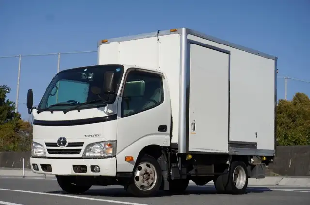 トヨタ トヨエース 小型 冷凍冷蔵 中温 サイドドアの中古トラック画像1