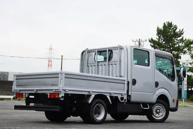 日産 アトラス 小型 平ボディ Wキャブ TKG-SZ2F24の中古トラック画像3