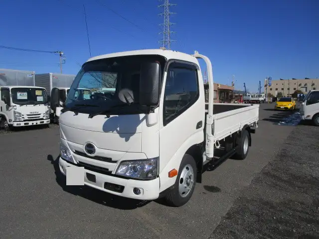 日野 デュトロ 小型 平ボディ 2KG-XZU645M R6 の中古トラック【車両No.170970】