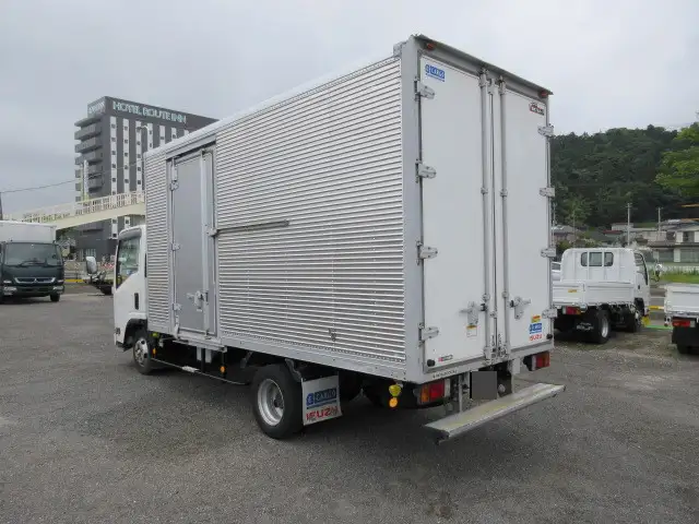 いすゞ エルフ 小型 アルミバン サイドドア TRG-NLR85ANの中古トラック画像5