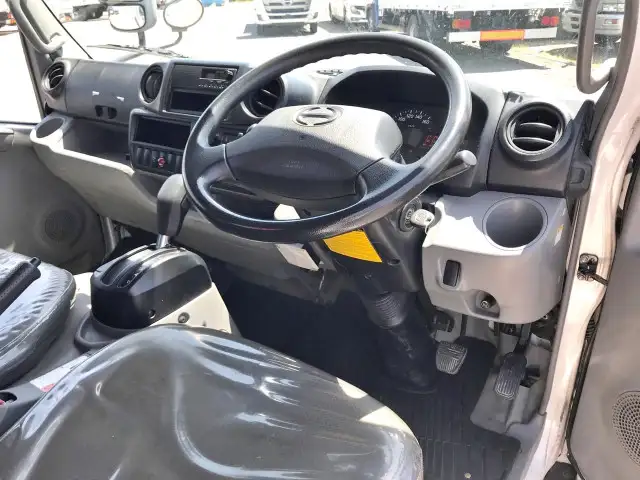 日野 デュトロ 小型 クレーン付 4段 ラジコンの中古トラック画像11