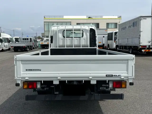 いすゞ エルフ 小型 平ボディ TPG-NPR85AR H27の中古トラック画像3