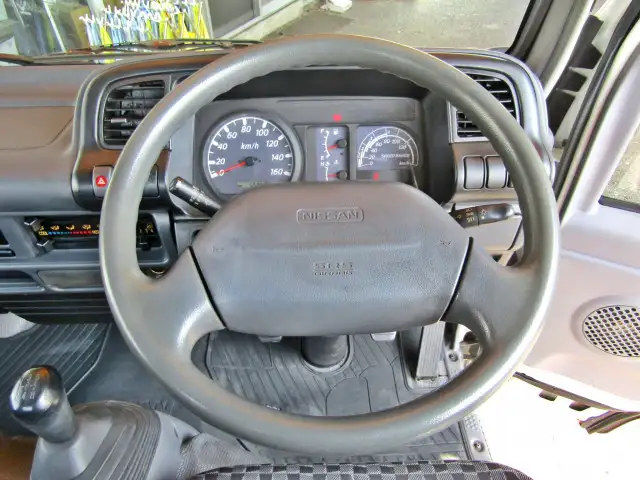 日産 アトラス 小型 平ボディ KR-AHR69 H17の中古トラック画像10