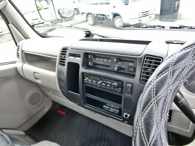 トヨタ トヨエース 小型 平ボディ BDG-XZU508 H21の中古トラック画像12