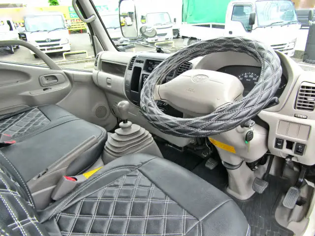 トヨタ トヨエース 小型 平ボディ BDG-XZU508 H21の中古トラック画像9