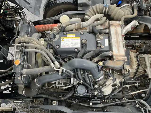 いすゞ フォワード 中型/増トン 平ボディ ベッド TKG-FRR90S2の中古トラック画像18