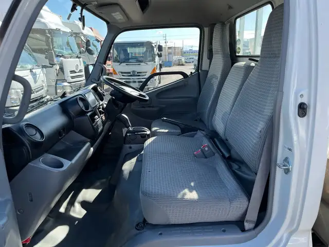 トヨタ ダイナ 小型 平ボディ TKG-XZU655 H27の中古トラック画像8