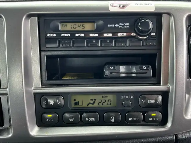 日野 レンジャー 中型/増トン 平ボディ ベッド TKG-FD9JKAAの中古トラック画像9