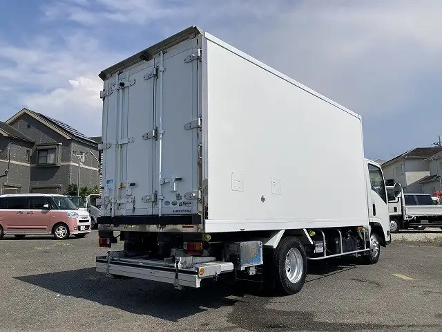 いすゞ エルフ 小型 冷凍冷蔵 低温 パワーゲートの中古トラック画像2