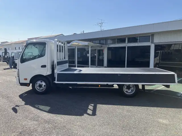トヨタ ダイナ 小型 平ボディ 2RG-XZU710 R3の中古トラック画像4