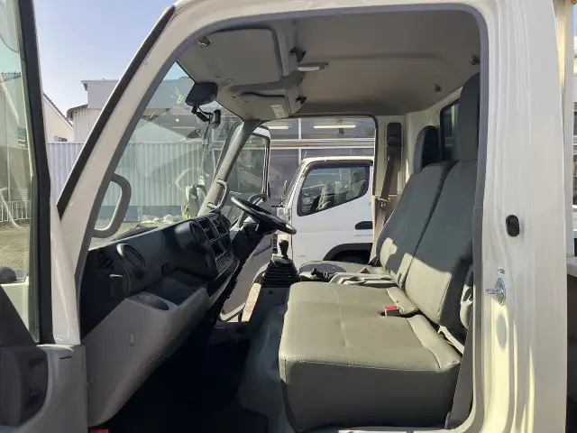 トヨタ ダイナ 小型 平ボディ 2RG-XZU710 R3の中古トラック画像6
