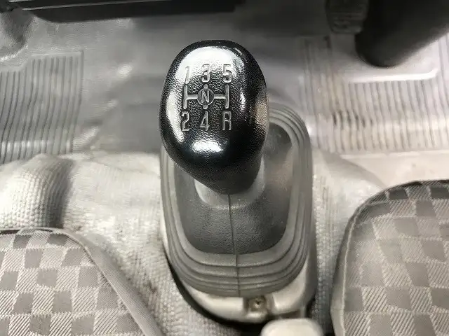 いすゞ エルフ 小型 平ボディ パワーゲート KR-NHR69の中古トラック画像12