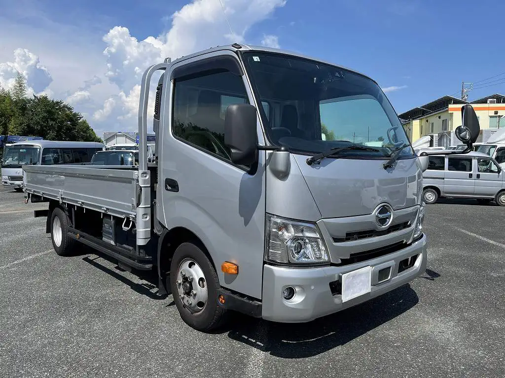 日野 デュトロ 小型 平ボディ 2RG-XZU712M R2の中古トラック画像2