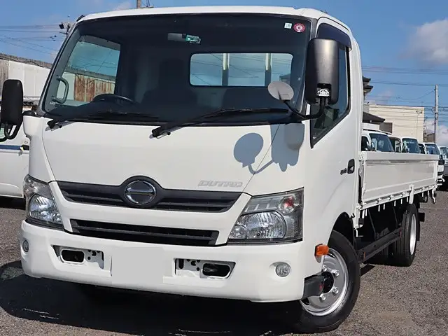 日野 デュトロ 小型 平ボディ TKG-XZU720M H27の中古トラック画像1