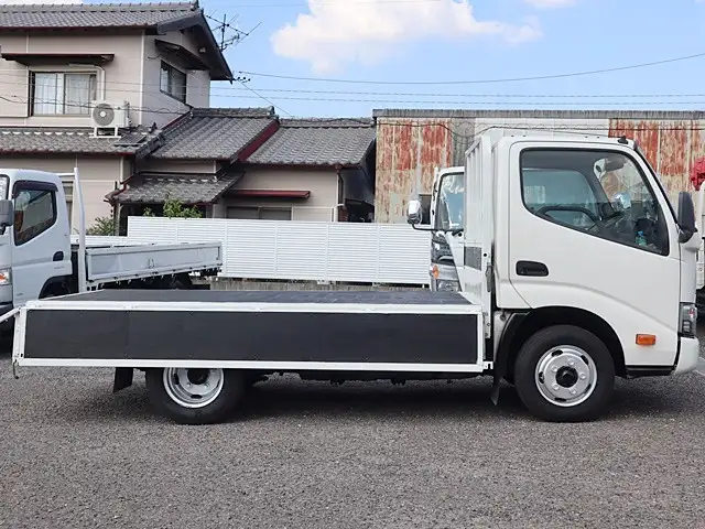 トヨタ ダイナ 小型 平ボディ TPG-XZU605 H31/R1の中古トラック画像8