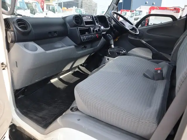 トヨタ ダイナ 小型 平ボディ TPG-XZU605 H31/R1の中古トラック画像12