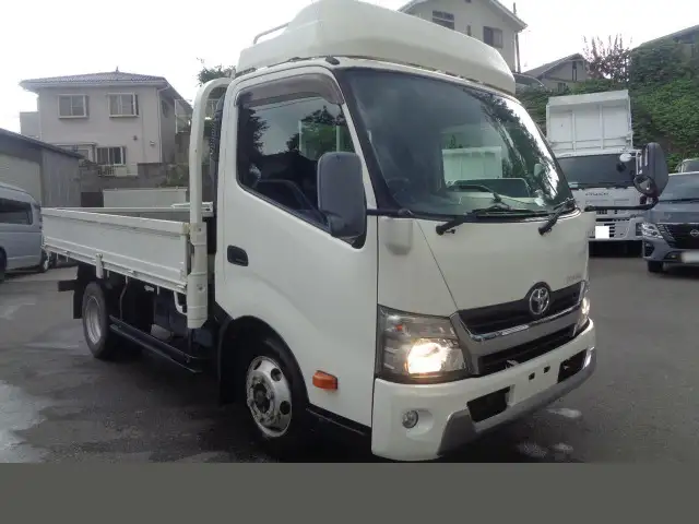 トヨタ トヨエース 小型 平ボディ TKG-XZU700 H27の中古トラック画像2