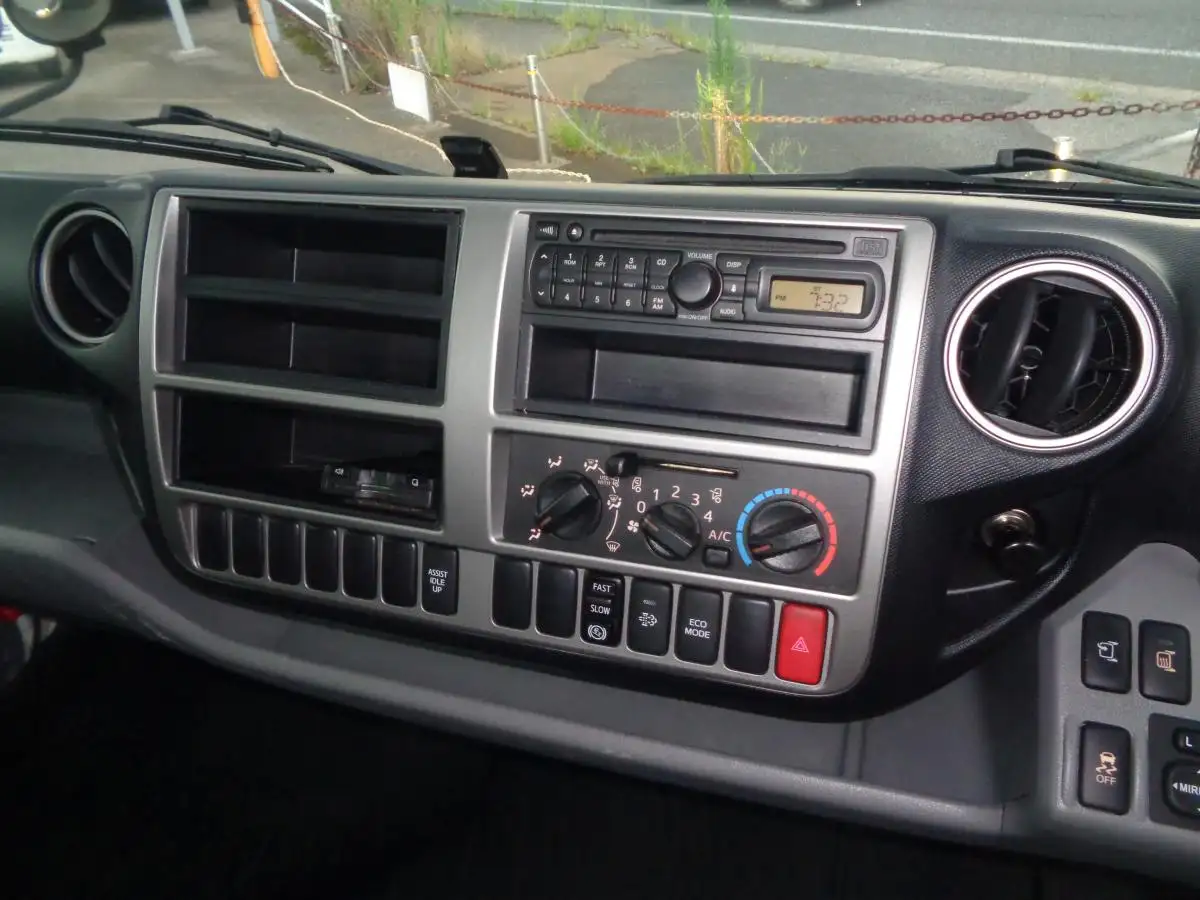 トヨタ トヨエース 小型 平ボディ TKG-XZU700 H27の中古トラック画像15