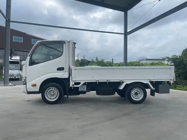 トヨタ ダイナ 小型 平ボディ  H31/R1の中古トラック画像3