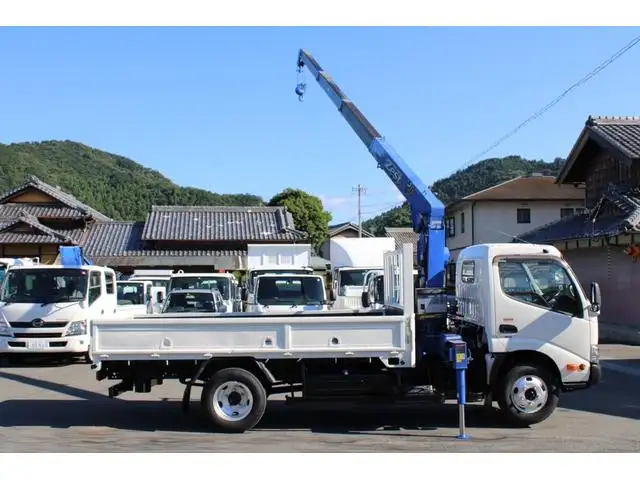 日野 デュトロ 小型 クレーン付 4段 ラジコンの中古トラック画像4