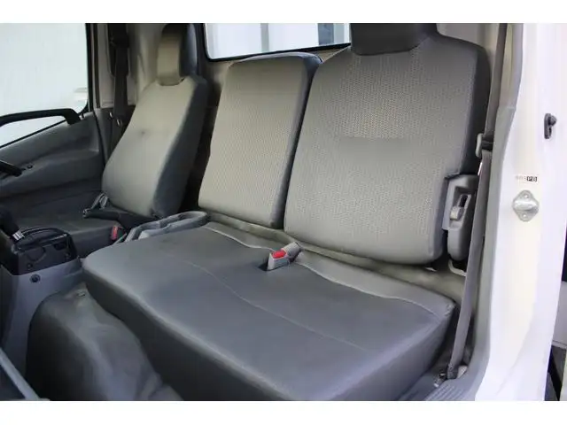 日野 デュトロ 小型 平ボディ  H27の中古トラック画像8