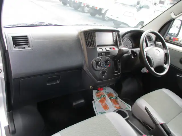 トヨタ タウンエース 小型 平ボディ DBF-S402U H31/R1の中古トラック画像16