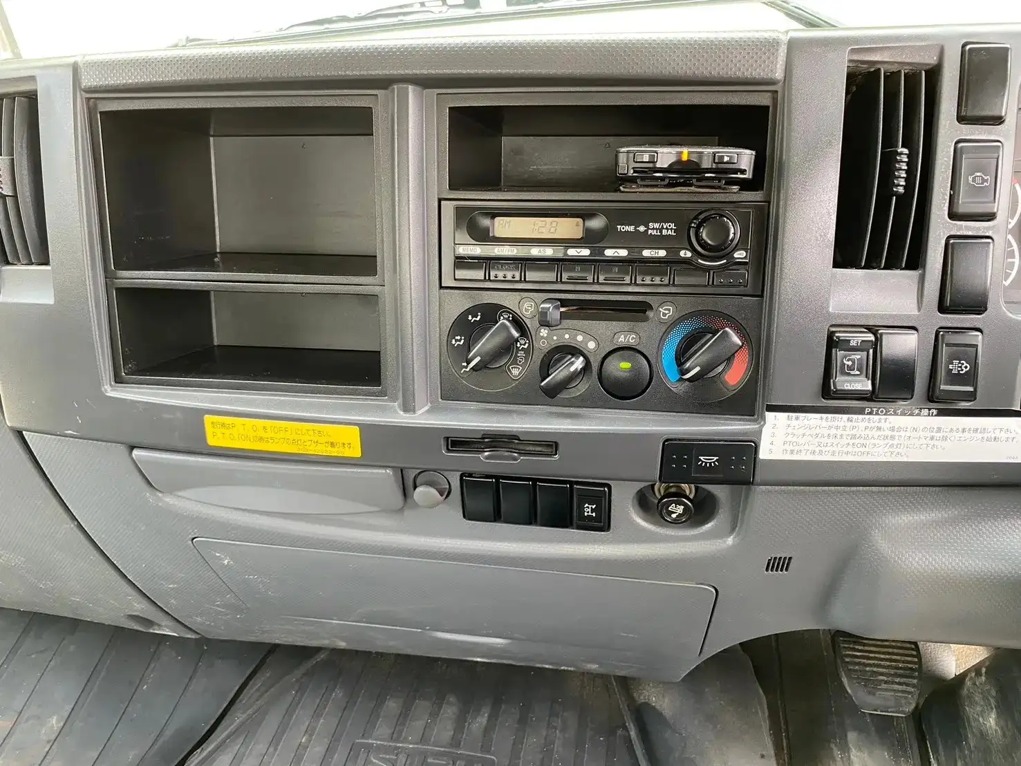 いすゞ フォワード 中型/増トン ダンプ Lゲート コボレーンの中古トラック画像11