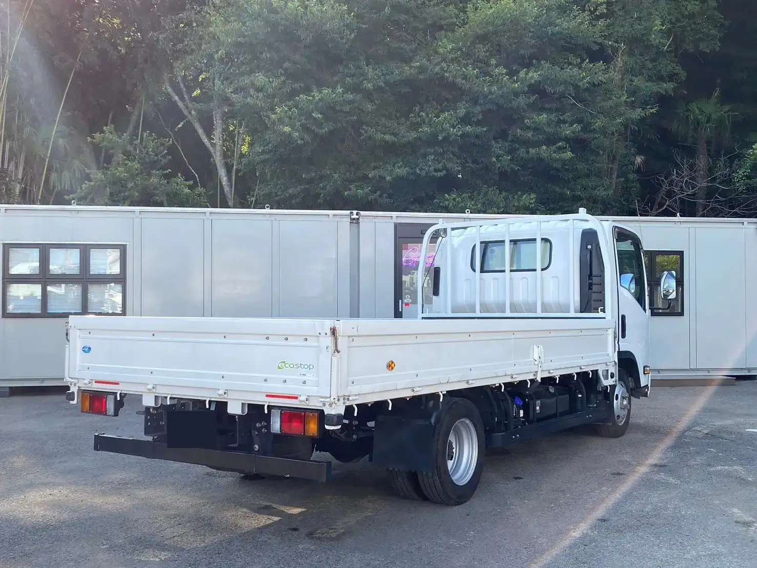 マツダ タイタン 小型 平ボディ 2RG-LNR88AR R2の中古トラック画像3