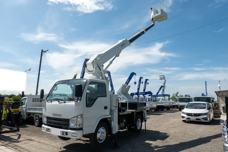 いすゞ エルフ 小型 高所・建柱車 高所作業車 BDG-NKR85Nの中古トラック画像4