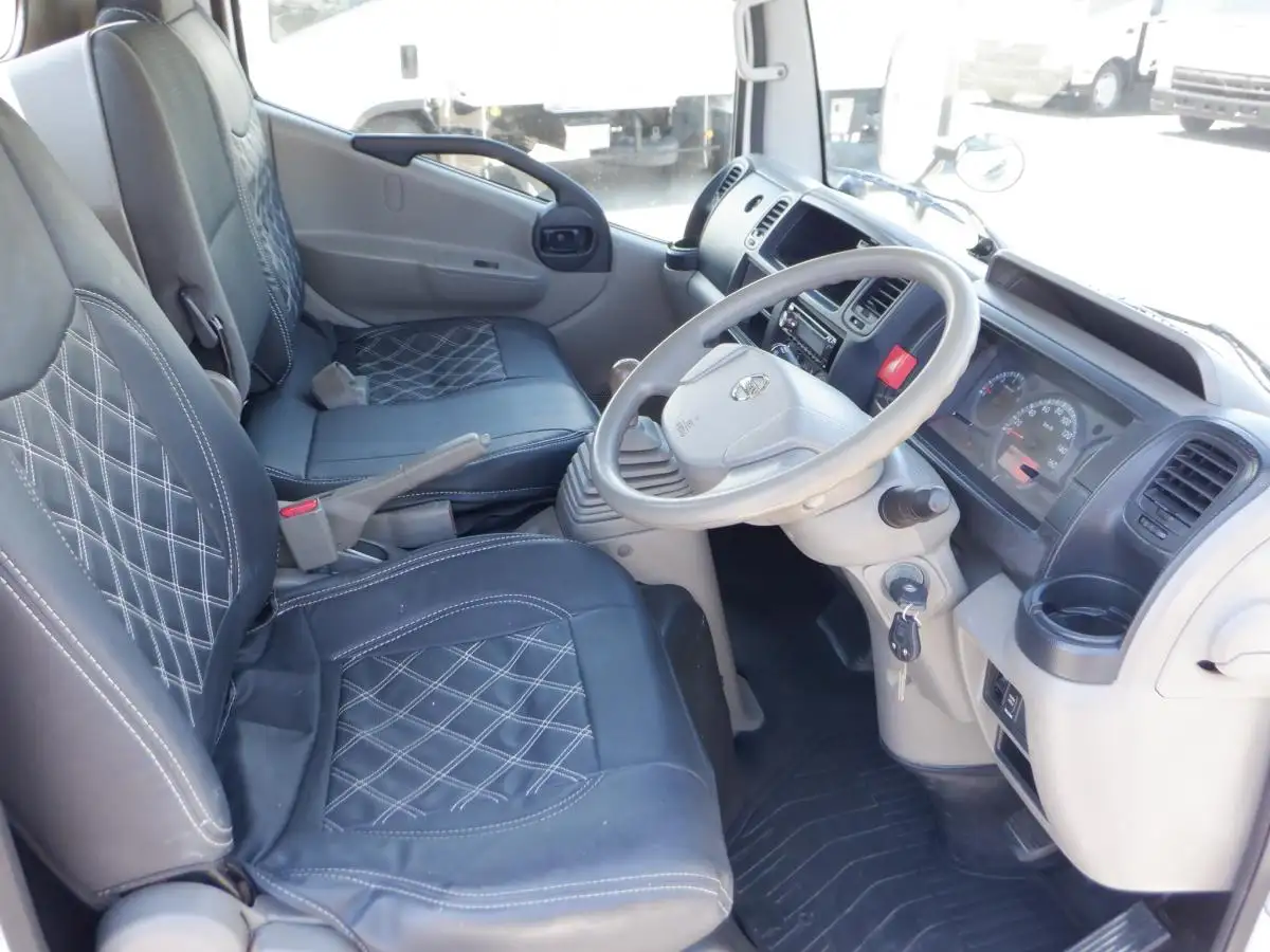 日産 アトラス 小型 平ボディ 床鉄板 SKG-SZ2F24の中古トラック画像6