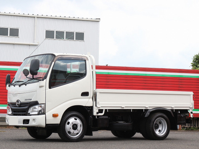 日野 デュトロ 小型 平ボディ 10尺 TPG-XZU605M