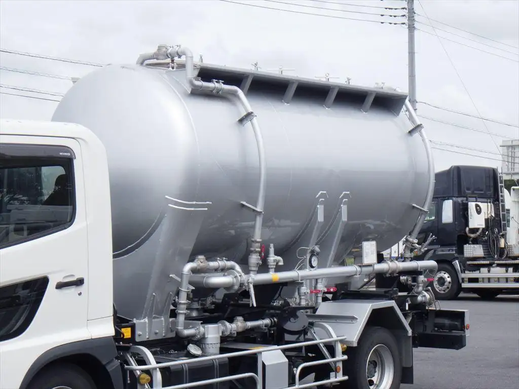 日野 レンジャー 中型/増トン タンク車 バルク 2KG-FC2ABAの中古トラック画像6