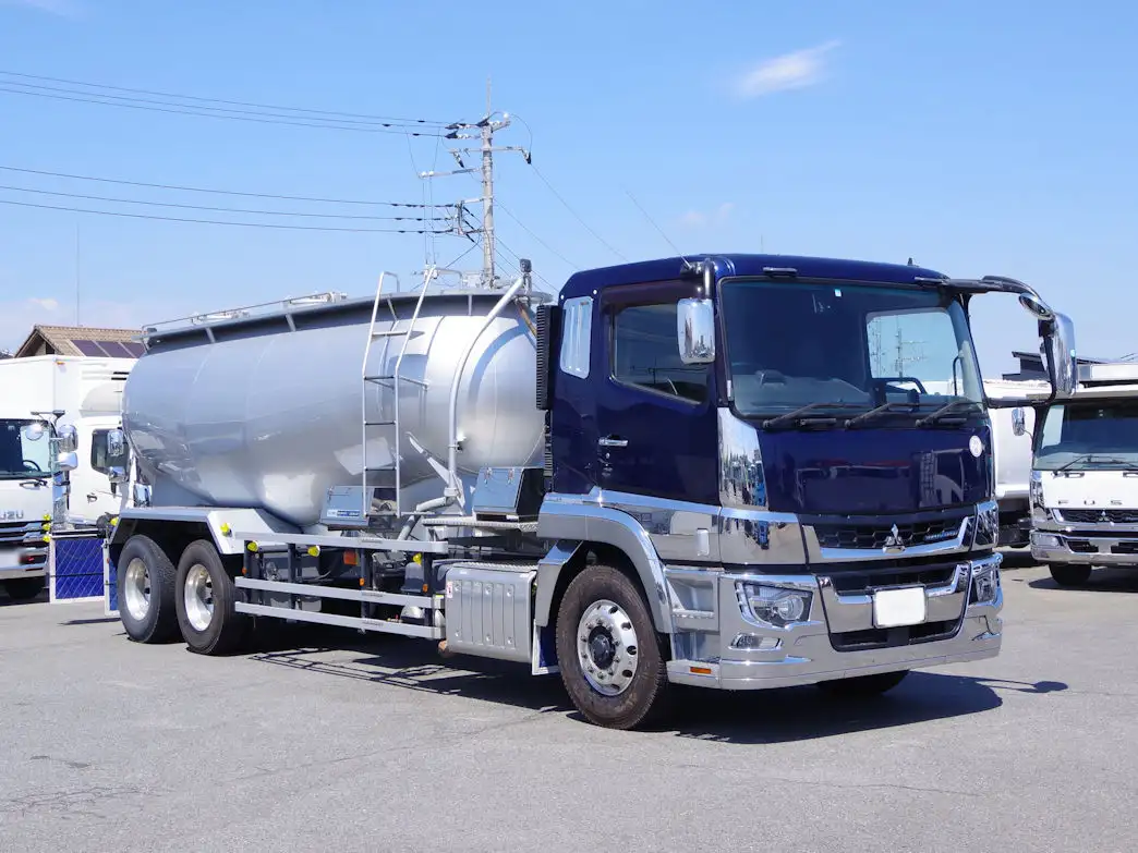 三菱 スーパーグレート 大型 タンク車 バルク 2PG-FU74HZの中古トラック画像2