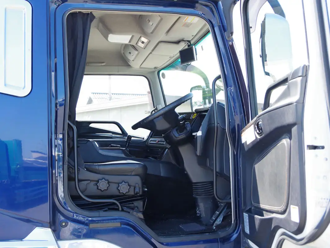 三菱 スーパーグレート 大型 タンク車 バルク 2PG-FU74HZの中古トラック画像12