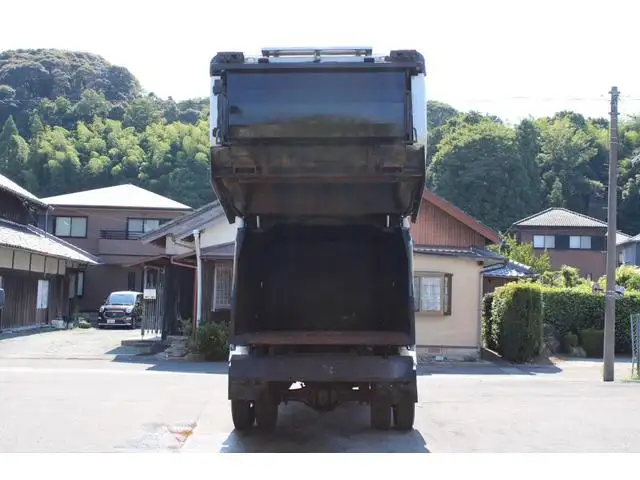 いすゞ フォワード 中型/増トン パッカー車 巻き込み式 回転ダンプ式の中古トラック画像4