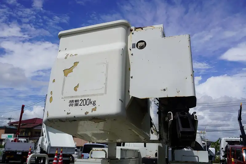 いすゞ エルフ 小型 高所・建柱車 高所作業車 電工仕様の中古トラック画像5
